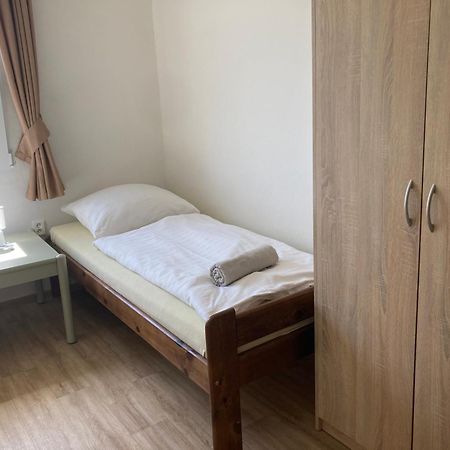 Penzion Cholin Novy Knin Zewnętrze zdjęcie